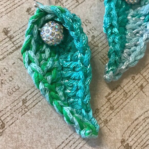 SUMMER LEAF EARRINGS Handmade Blue & Green Fiber with Rhinestone Beads - Picture 2 of 9